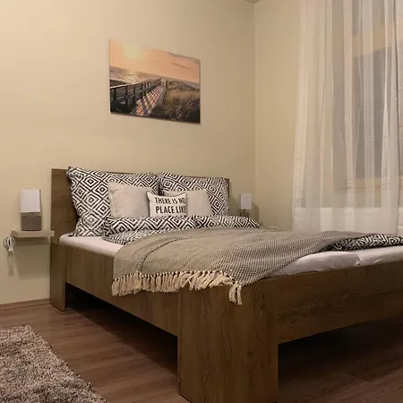 Bed & Breakfast Mayer Vendeghaz